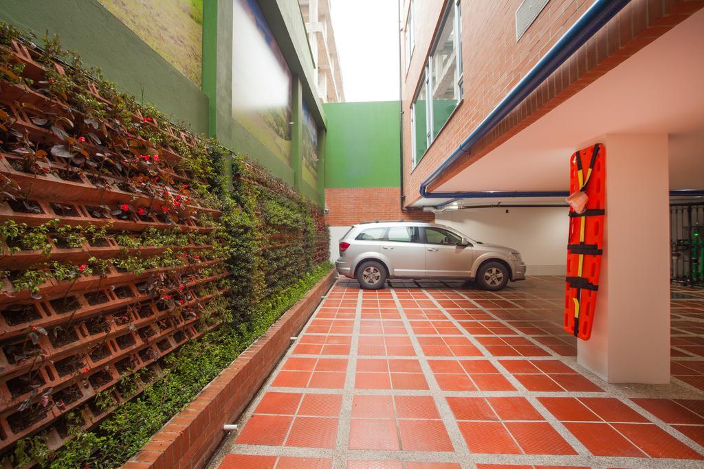 Hotel Castellana 100 Bogotá Extérieur photo