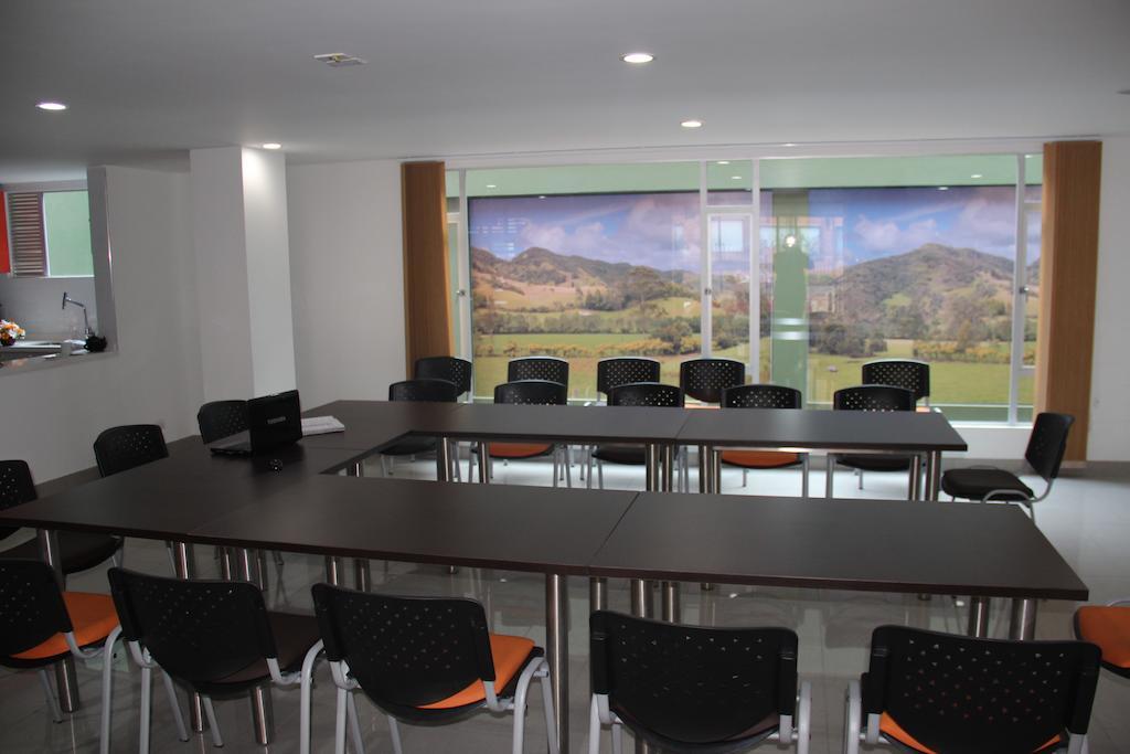 Hotel Castellana 100 Bogotá Extérieur photo