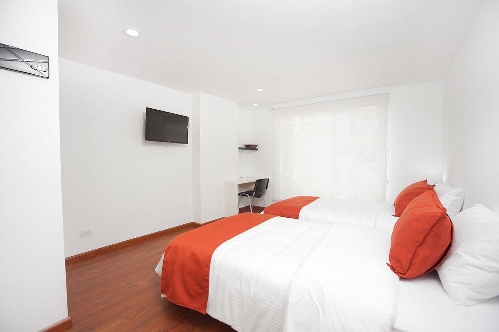 Hotel Castellana 100 Bogotá Extérieur photo